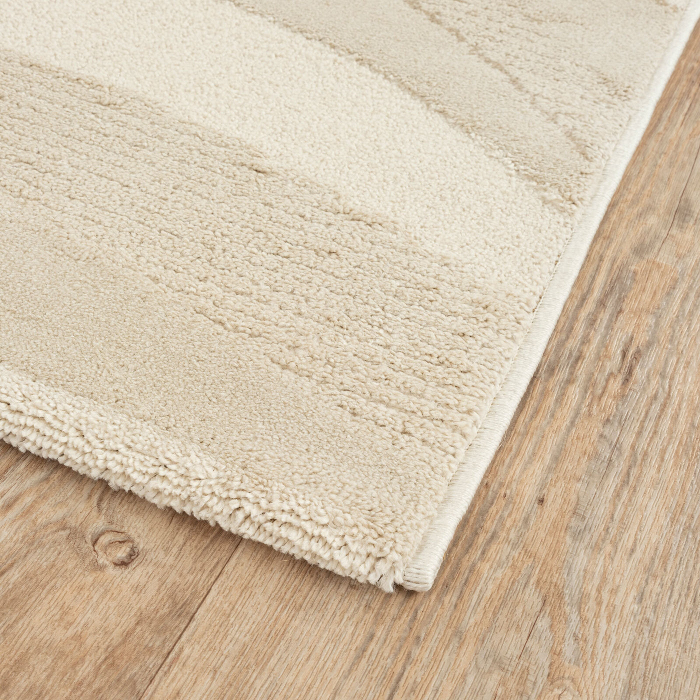 Lido High Low Cream Rug (160 x 230cm)