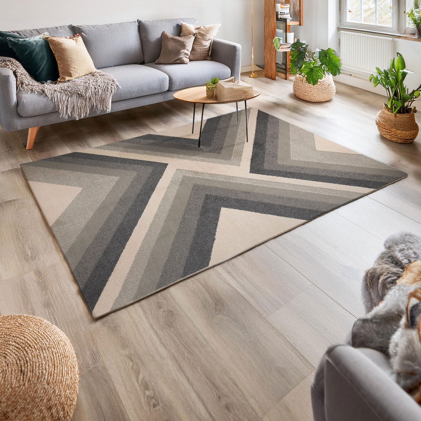 Liora Grey Geometric Rug (160 x 230cm) - Baha